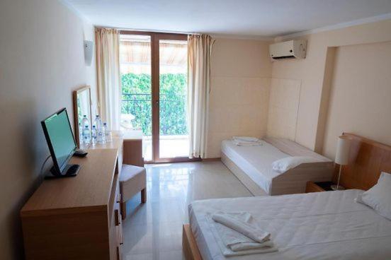 Oasis Park Hotel - New Managment Nessebar Exterior foto